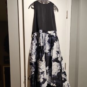 City Chic Black and White Floral  Dress